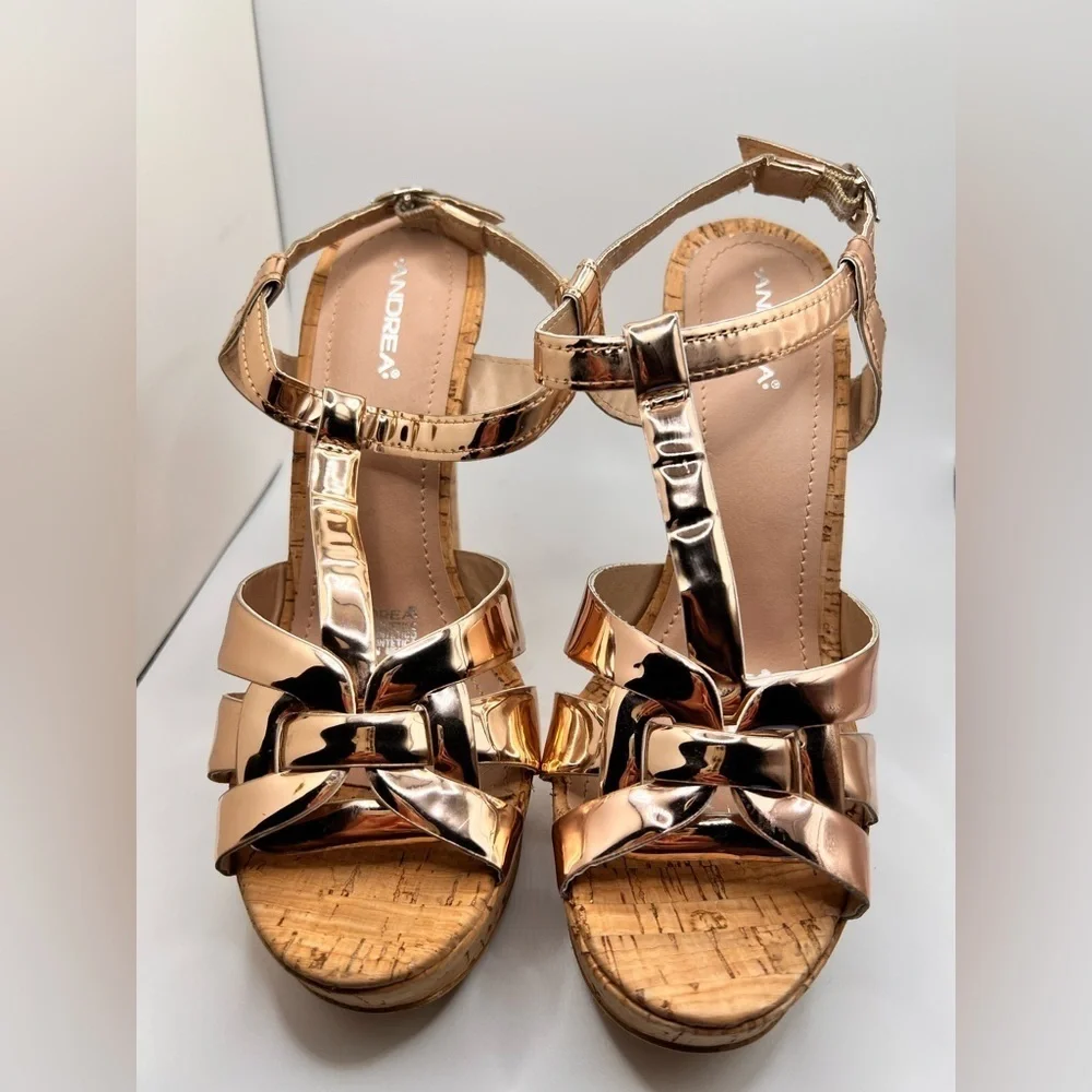 ANDREA Women's Gold Strappy Sandals